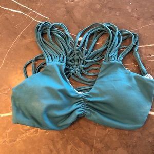 Maaji Swim - New Bikini top reversible size small Maaji Swim - New Bikini top reversible size small